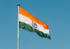 India formează 10 milioane de tineri pentru inteligența artificială flag hanging on pole