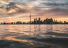 Redenumirea Lacului Ontario poate redefini relațiile SUA-Canada The Toronto skyline with the CN Tower across Lake Ontario at golden hour