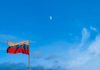 Britanic acuzat de furnizare de informații către GRU grey and red flag